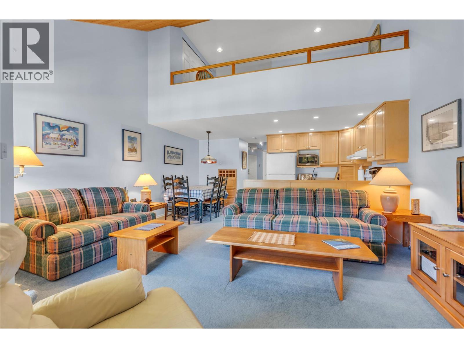 330 Strayhorse Road Unit# 318, Apex Mountain, BC