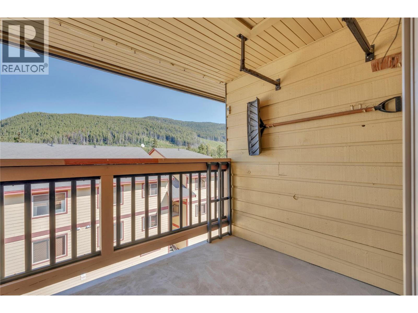 330 Strayhorse Road Unit# 318, Apex Mountain, BC