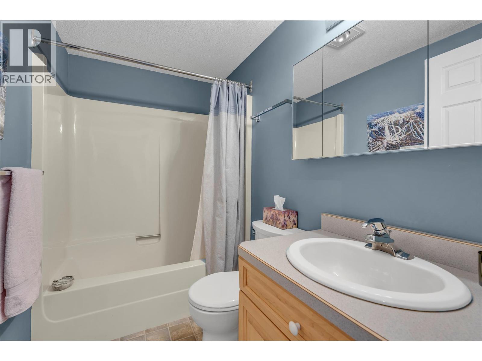 330 Strayhorse Road Unit# 318, Apex Mountain, BC