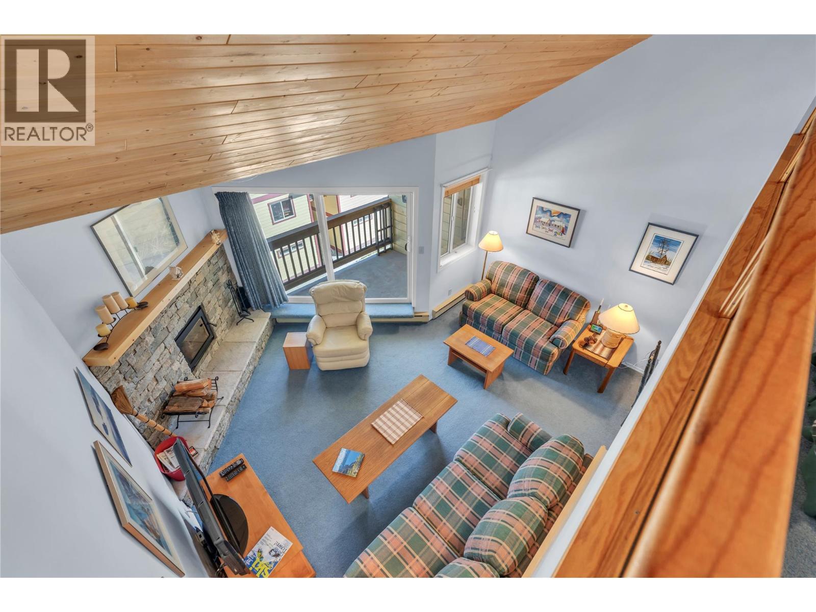 330 Strayhorse Road Unit# 318, Apex Mountain, BC