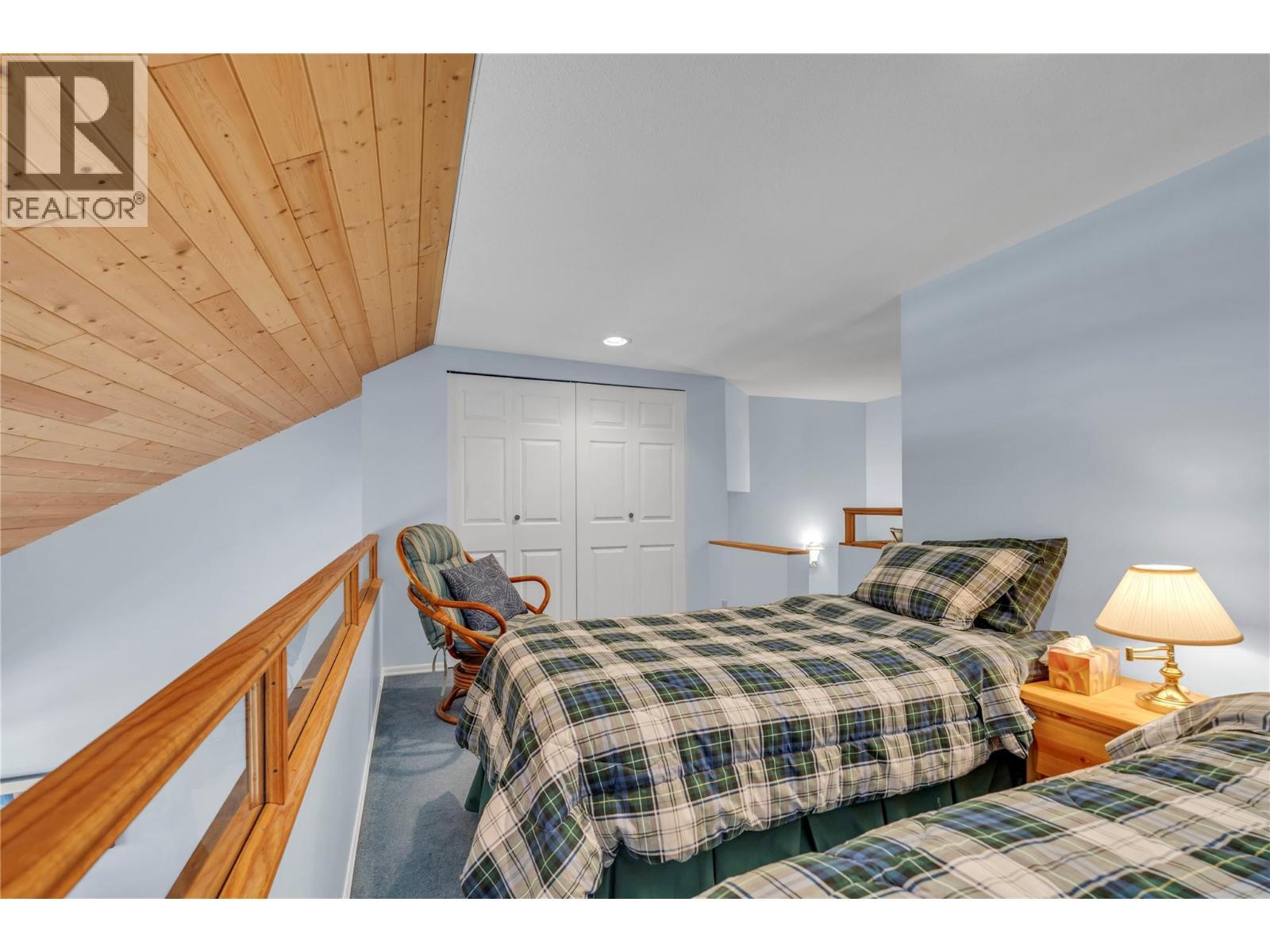 330 Strayhorse Road Unit# 318, Apex Mountain, BC
