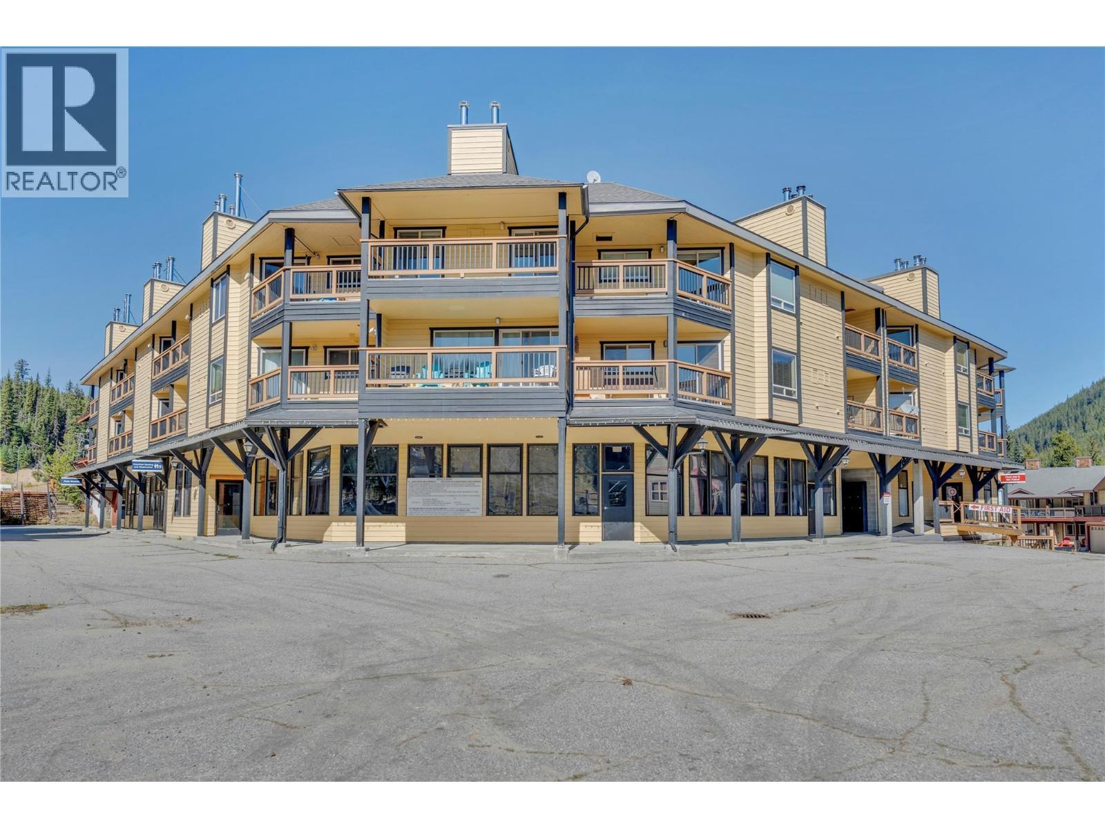 330 Strayhorse Road Unit# 318, Apex Mountain, BC