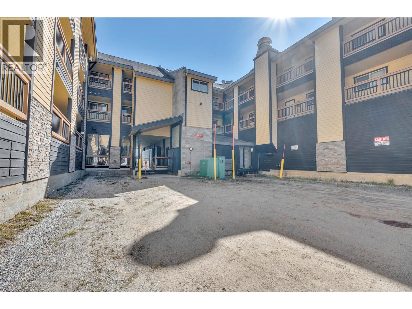 330 Strayhorse Road Unit# 318, Apex Mountain, BC
