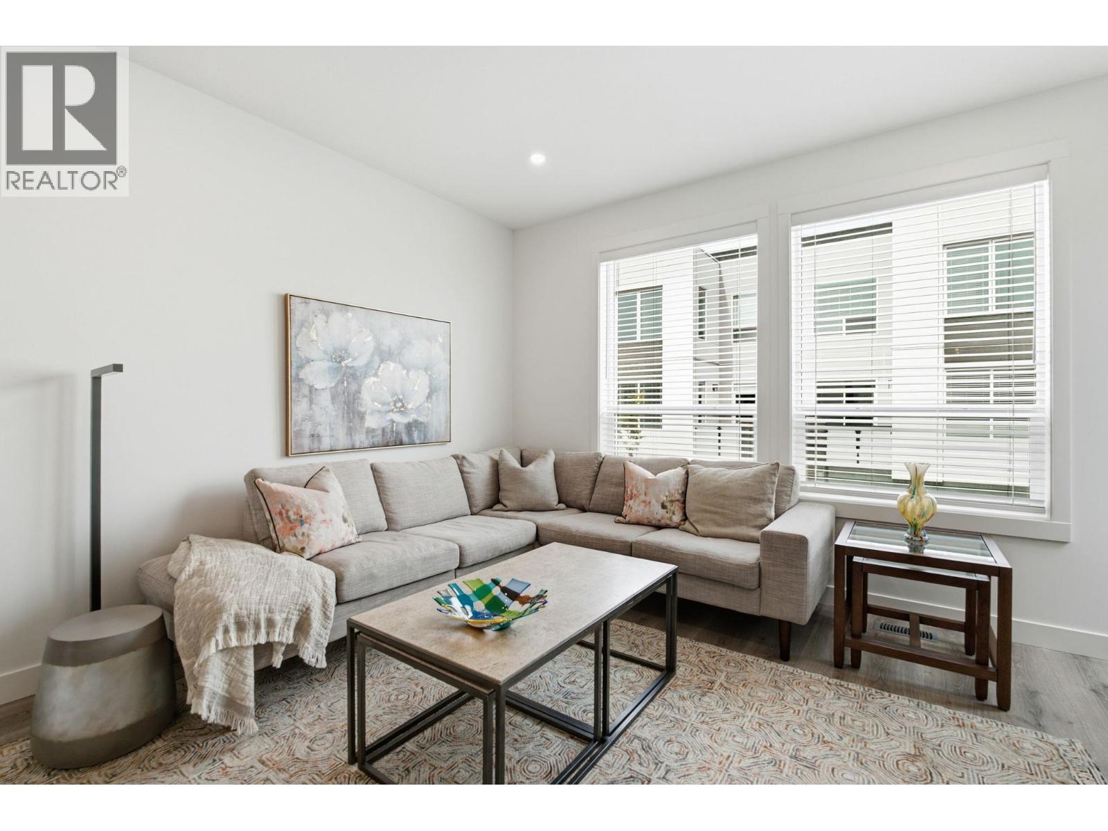 Similar Too - Living Room - 610 Academy Way Unit# 114, Kelowna, BC