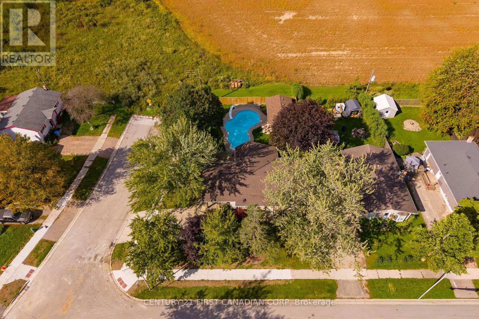101 Kleinfeldt Avenue, Lucan Biddulph (Lucan), ON