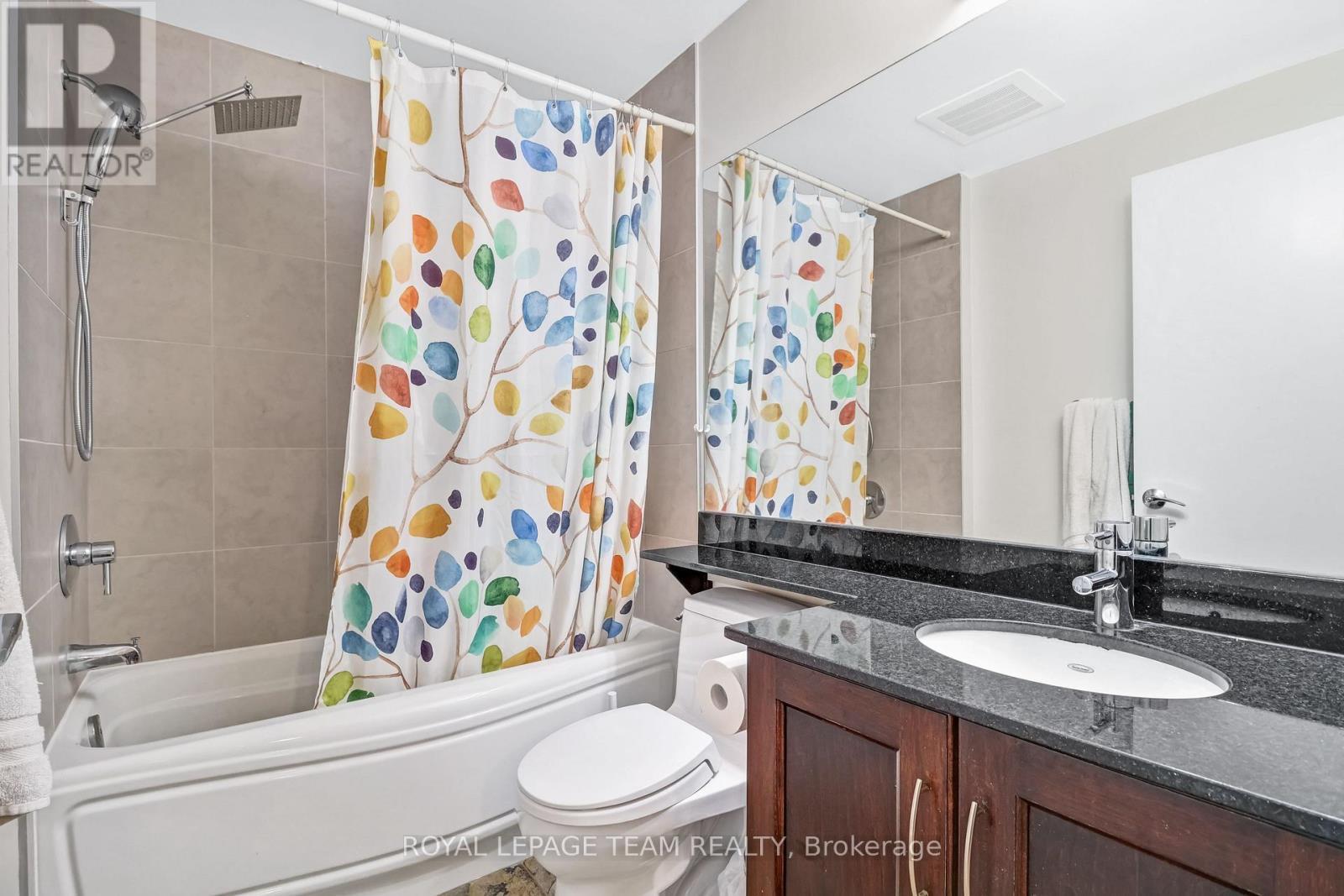 414 - 235 Kent Street, Ottawa, ON