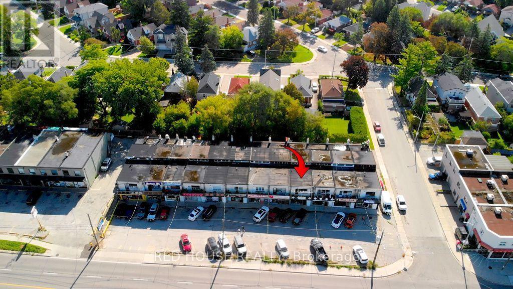 1533 O'Connor Drive, Toronto, ON