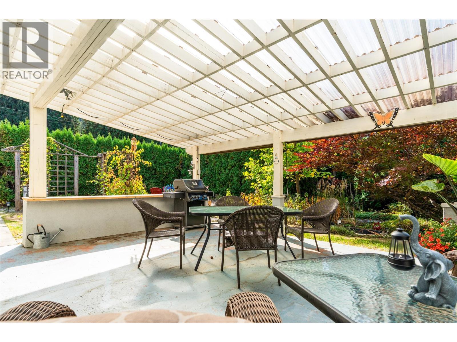 9434 Angus Drive, Coldstream, BC