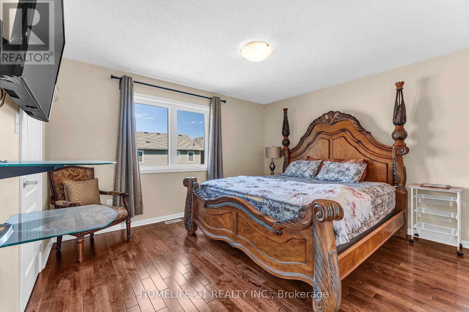 889 Challinor Terrace, Milton, ON