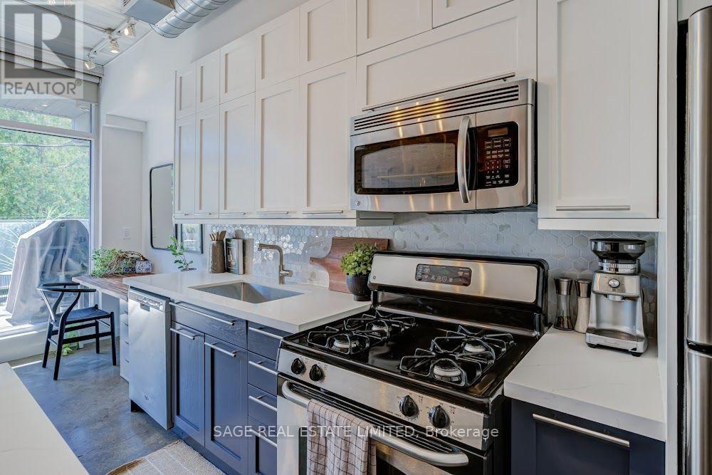 204 - 747 Queen Street E, Toronto, ON