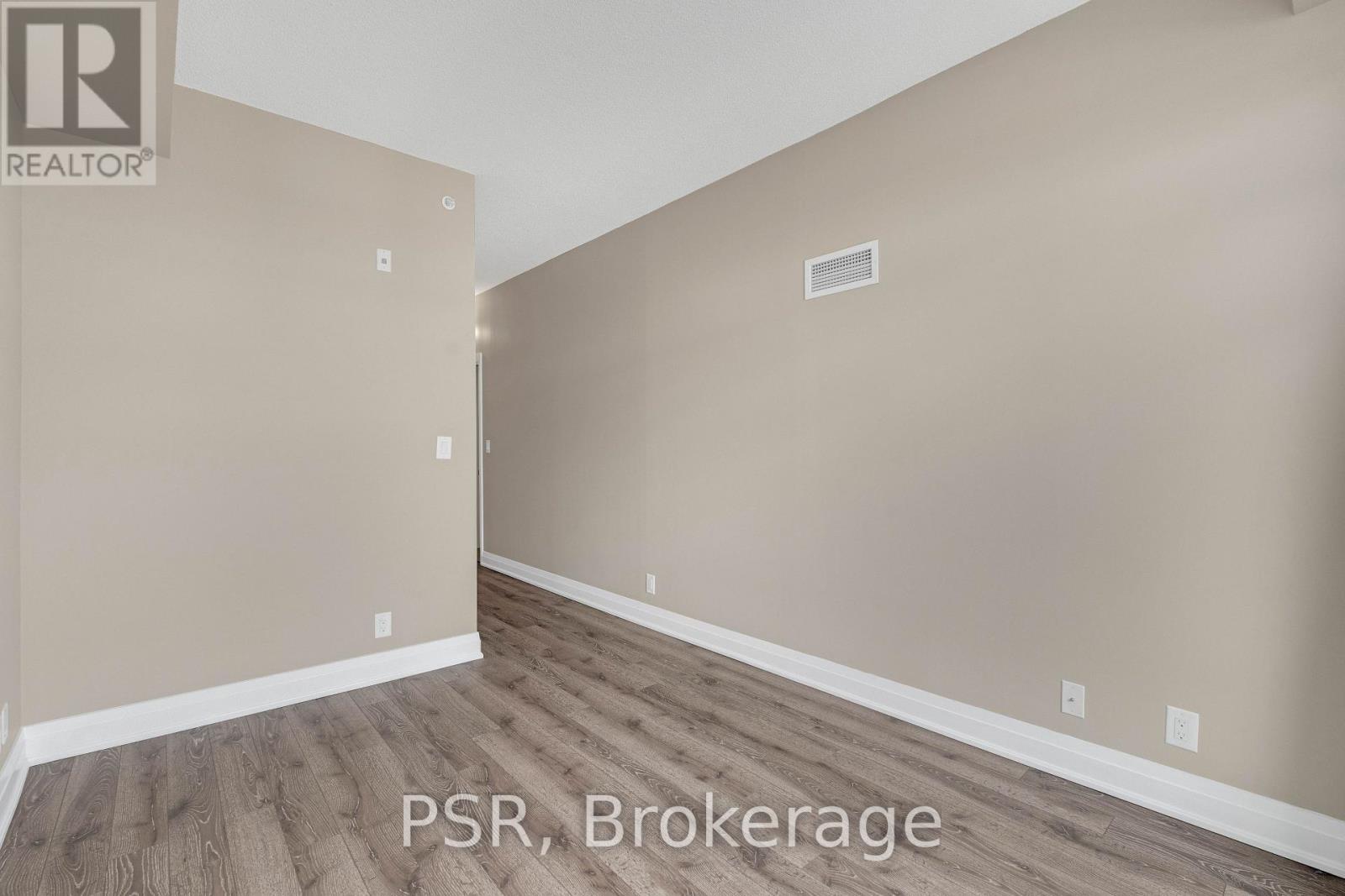 715 - 24 Woodstream Boulevard, Vaughan, ON