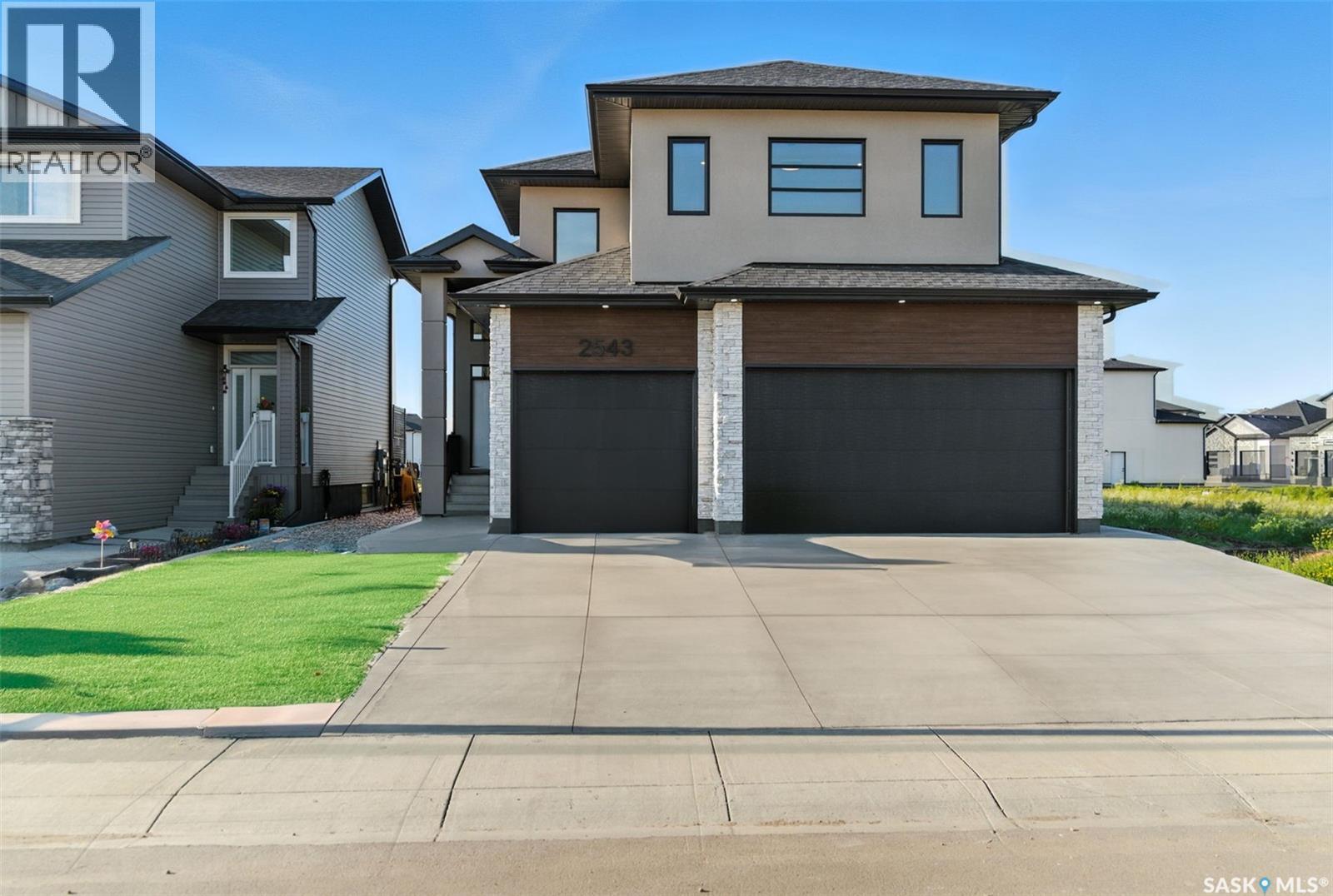 2543 Rosewood Drive, Saskatoon, SK