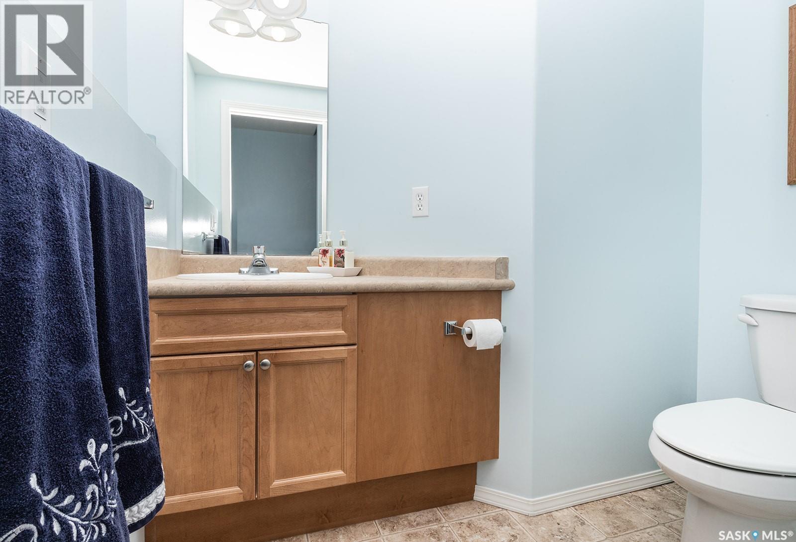 163 Blakeney Crescent, Saskatoon, SK
