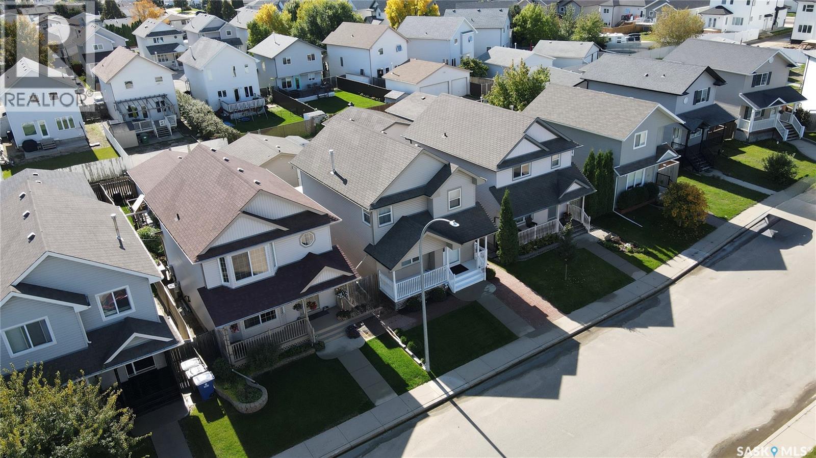 163 Blakeney Crescent, Saskatoon, SK