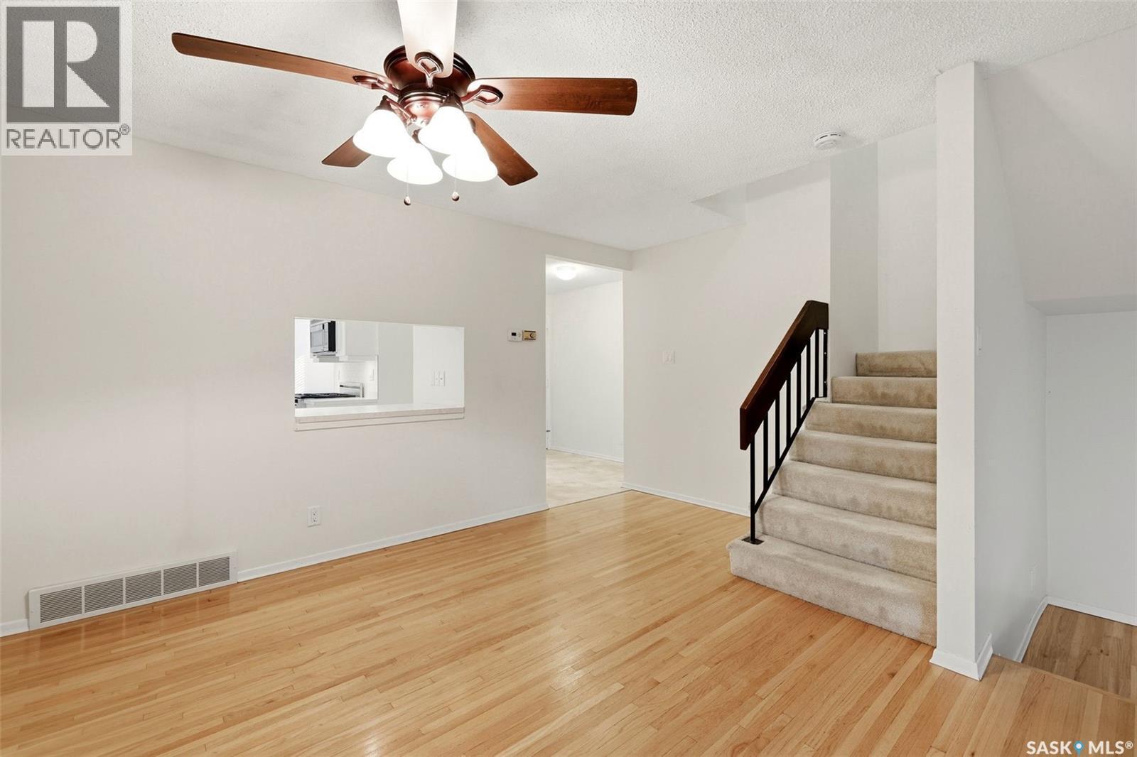 1508 Jubilee Avenue, Regina, SK