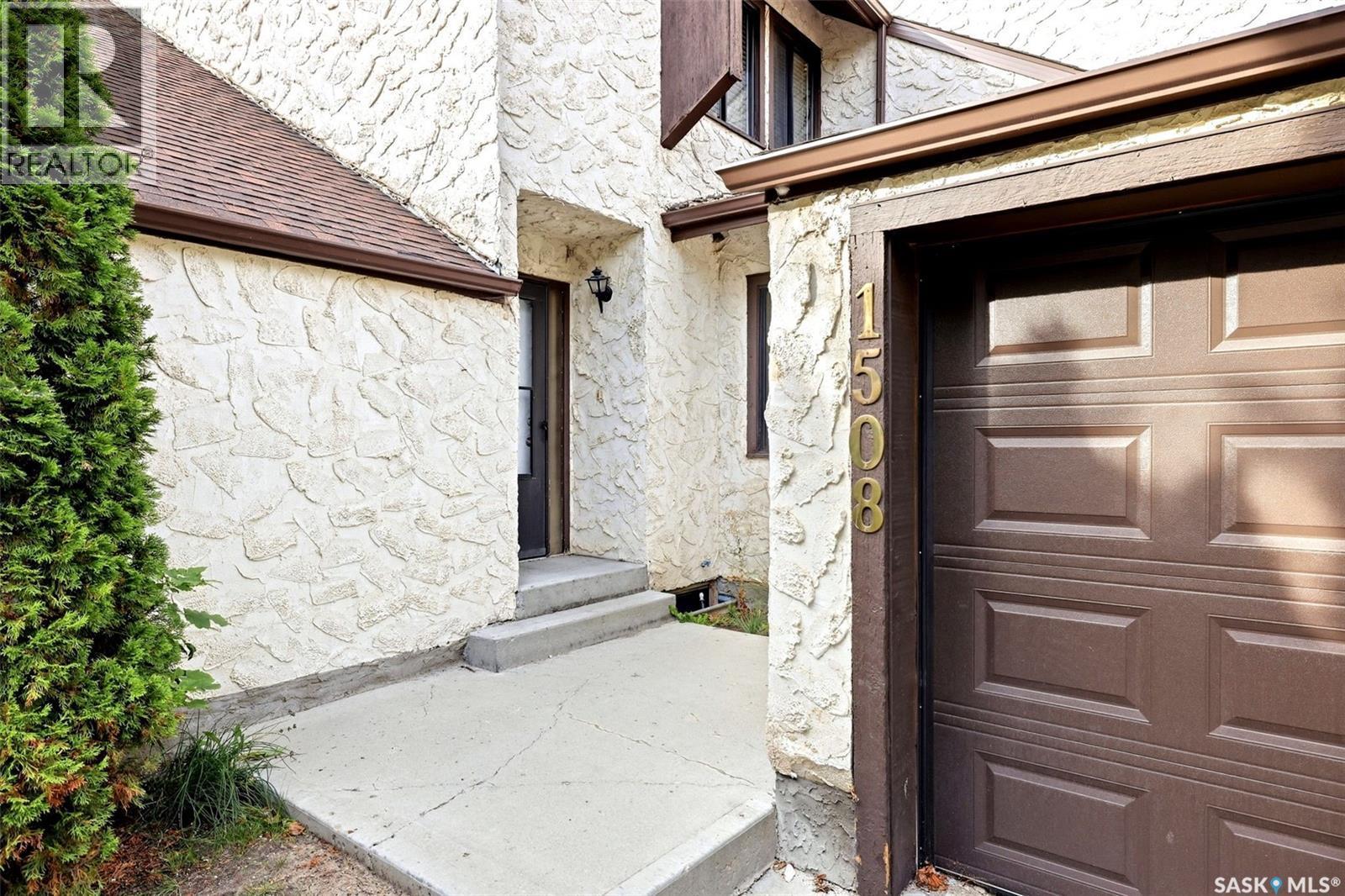 1508 Jubilee Avenue, Regina, SK