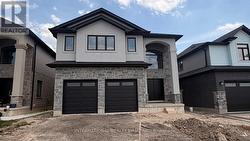 MAIN & UPPER - 891 DARNLEY BOULEVARD London South, ON N6M 0L9