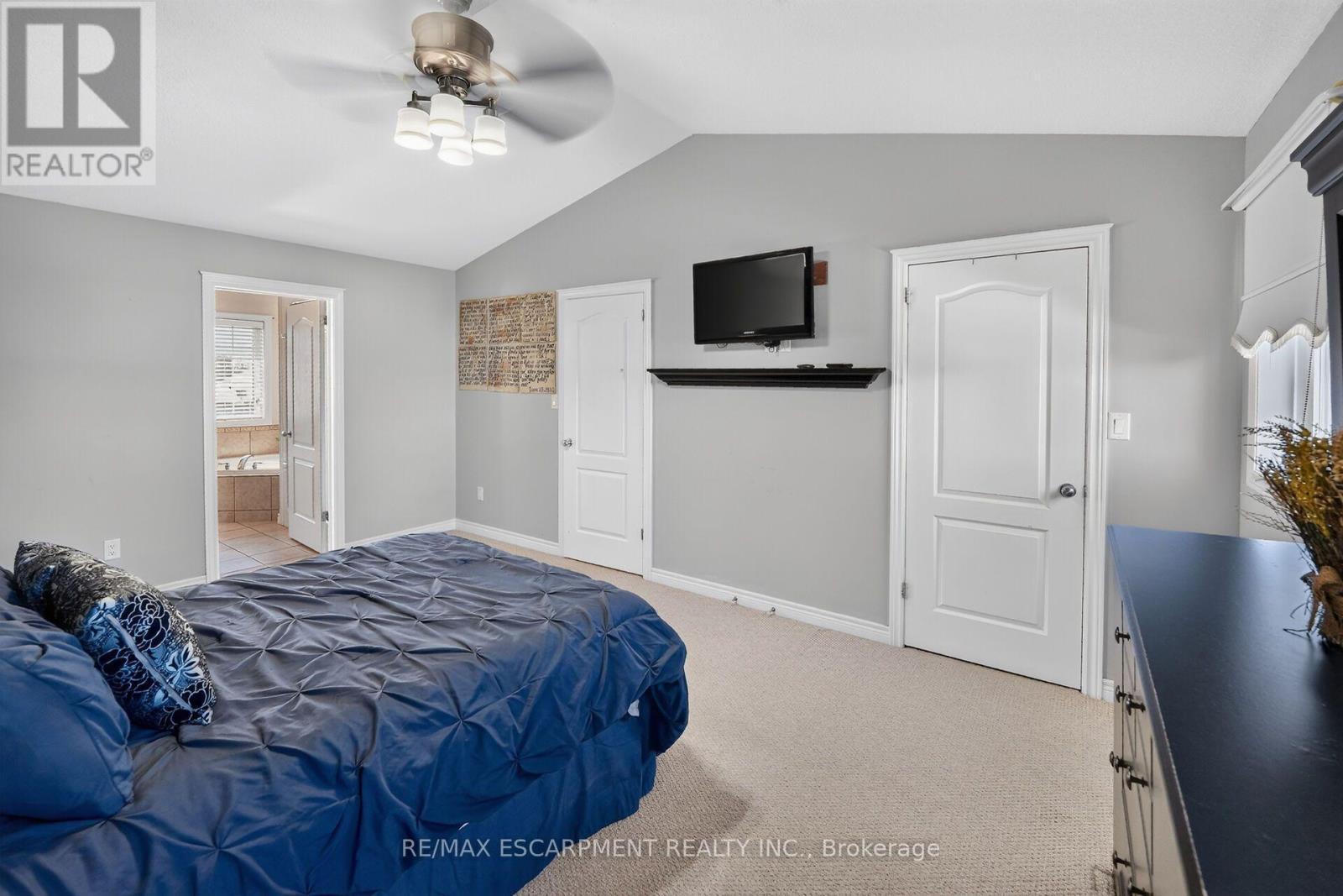 17 Cherry Avenue, West Lincoln, ON