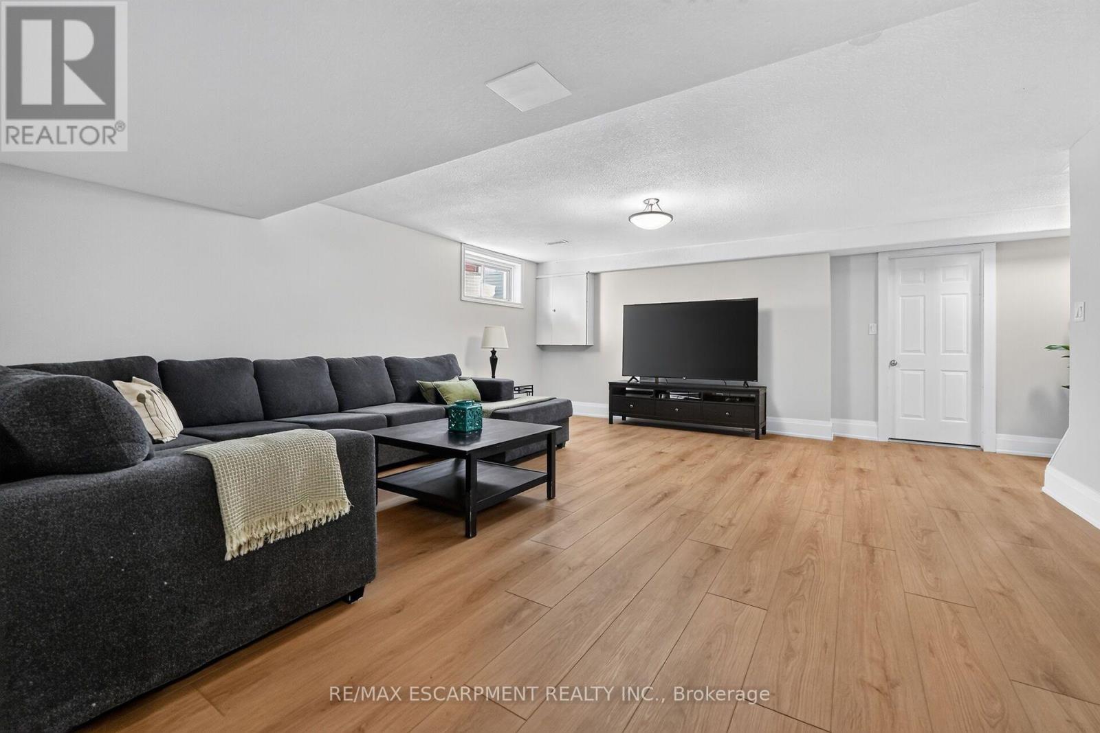 17 Cherry Avenue, West Lincoln, ON
