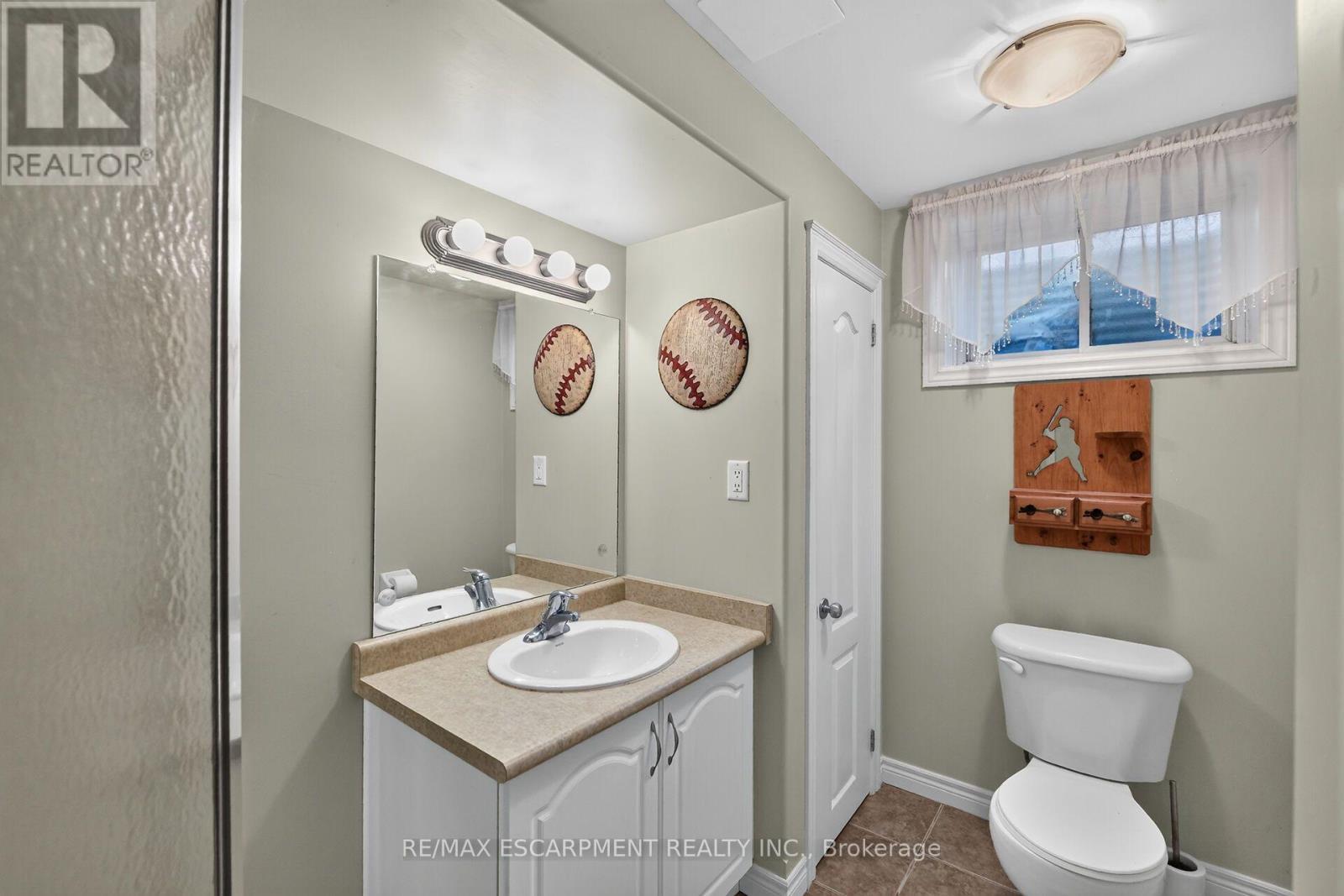 17 Cherry Avenue, West Lincoln, ON