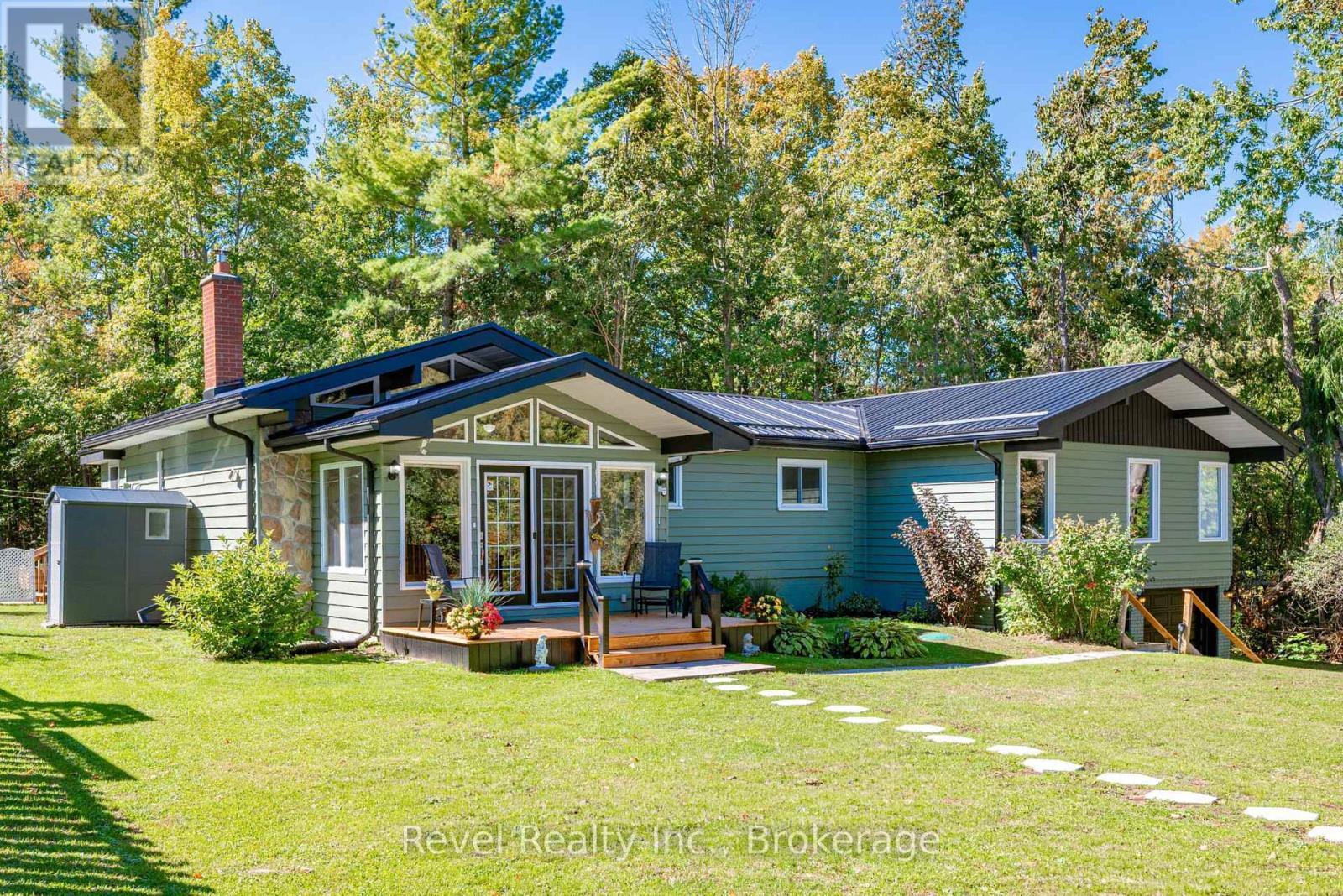12 Alpine Crescent, Trent Lakes, ON