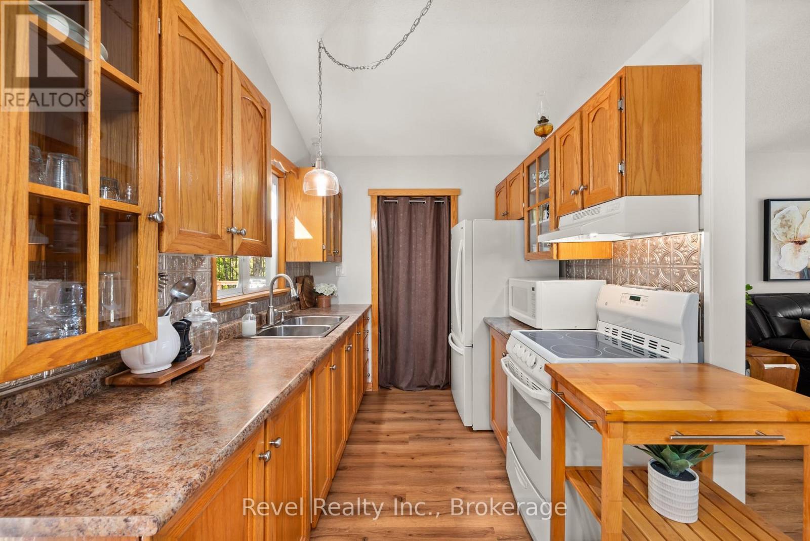 12 Alpine Crescent, Trent Lakes, ON