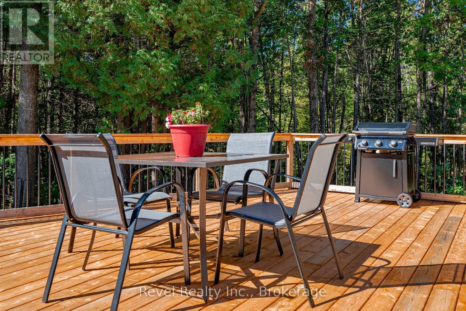 12 Alpine Crescent, Trent Lakes, ON