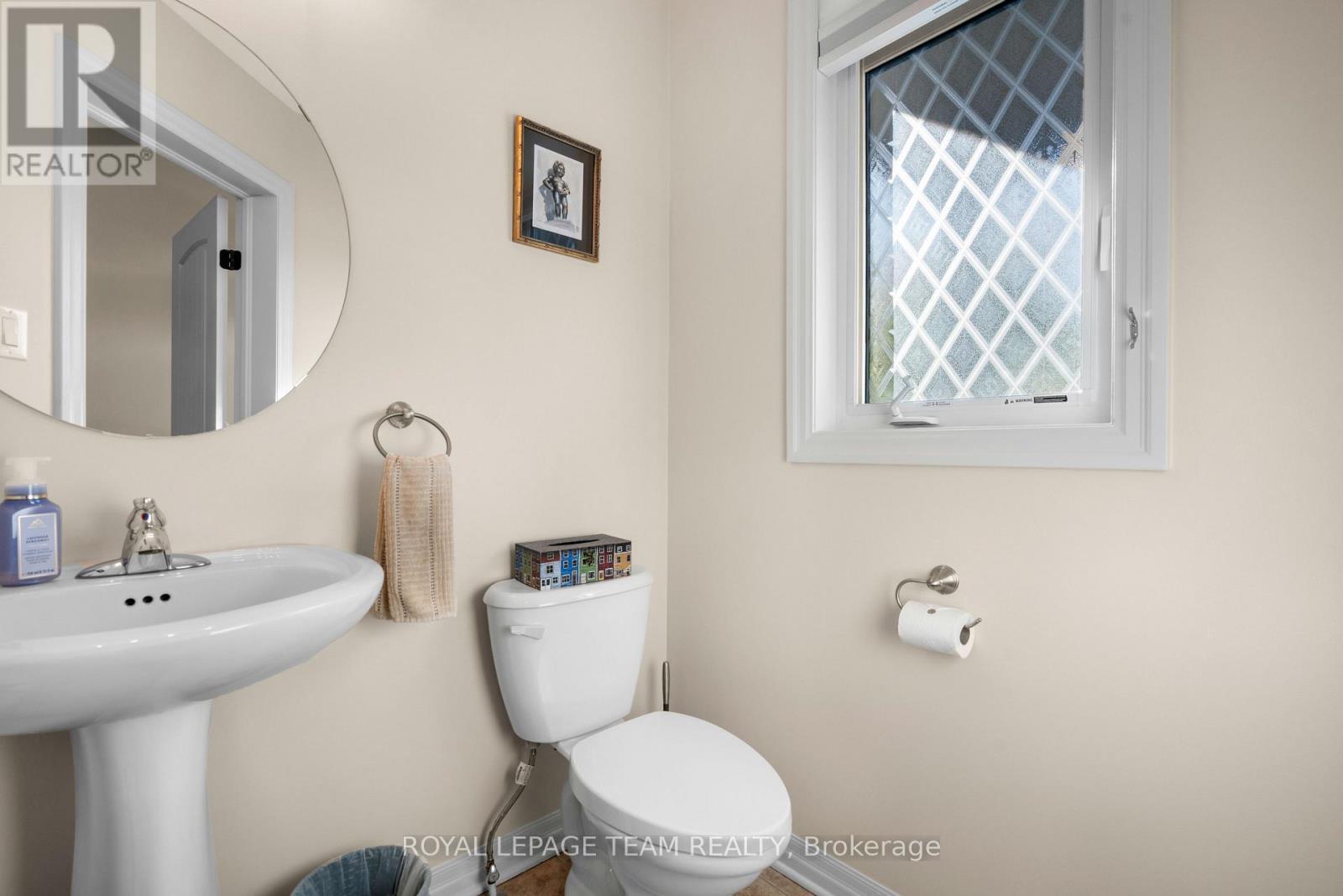 716 Brian Good Avenue, Ottawa, ON