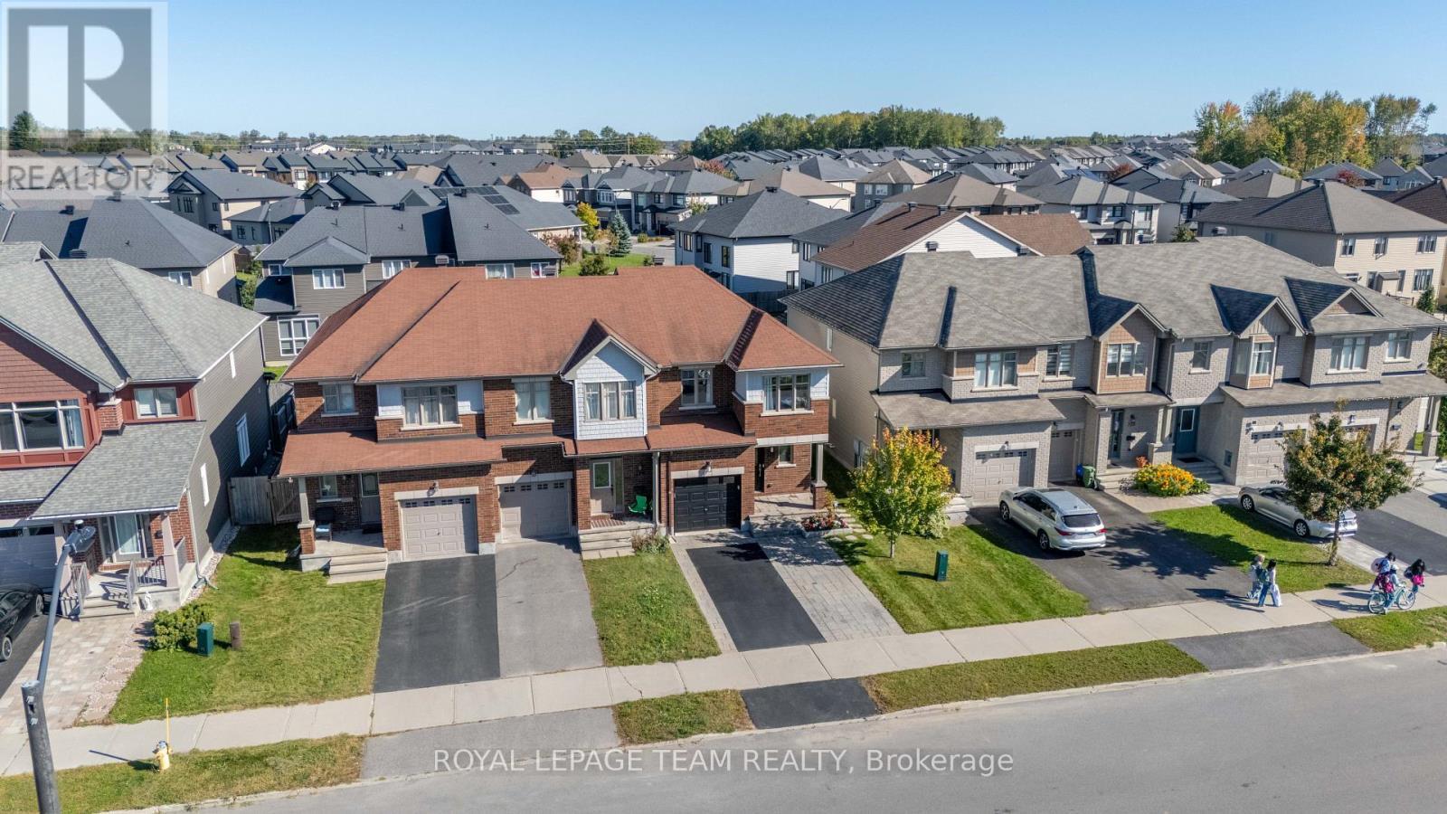 716 Brian Good Avenue, Ottawa, ON