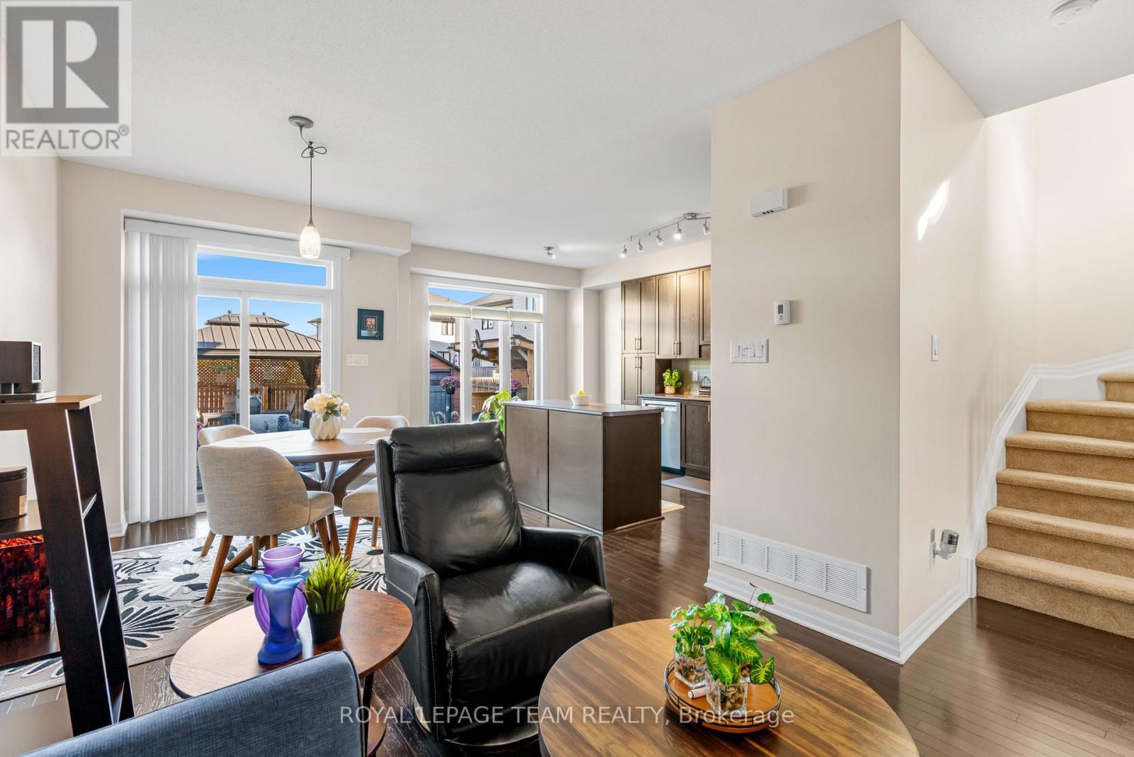 716 Brian Good Avenue, Ottawa, ON