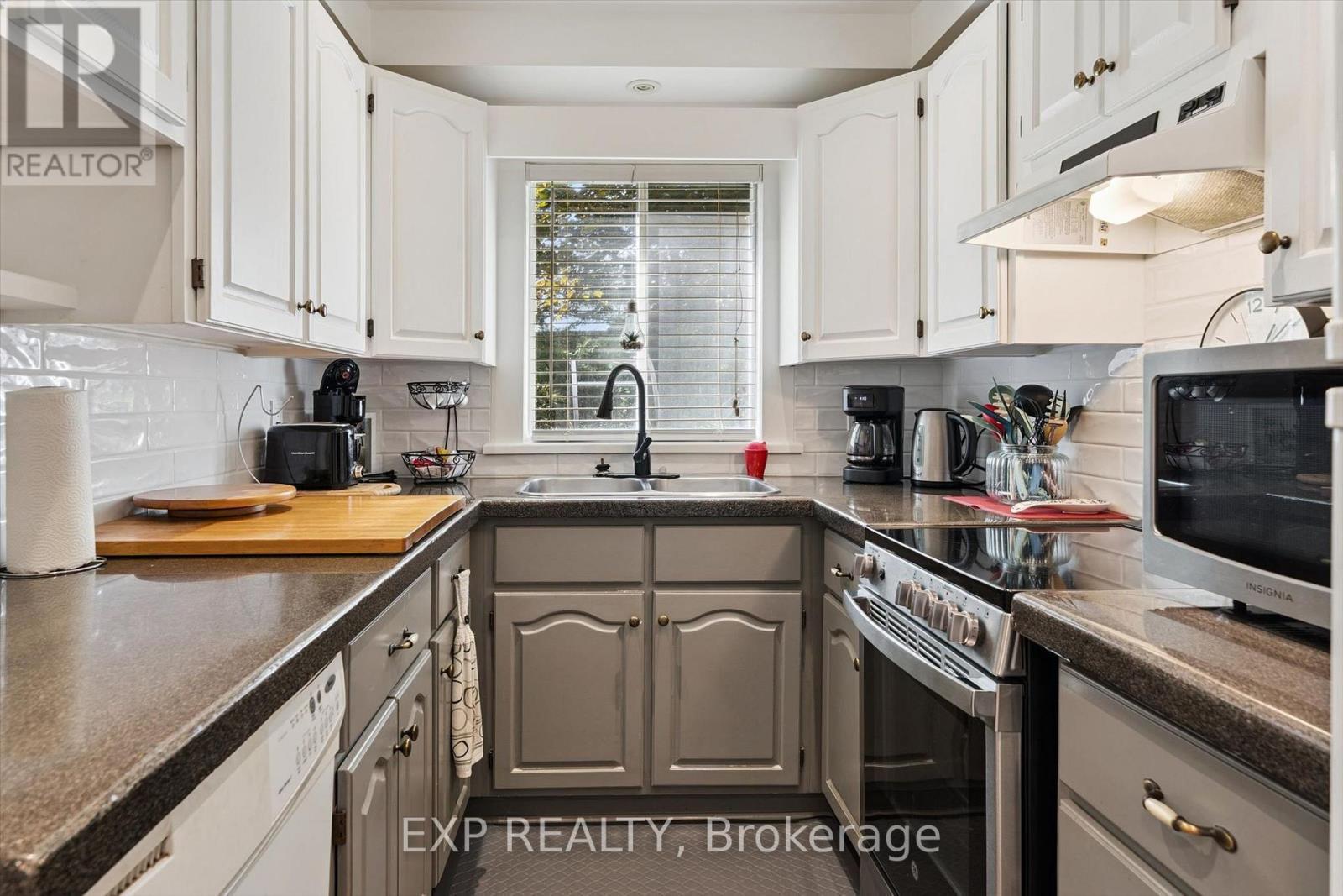 195 Maple Street, Bracebridge (Macaulay), ON