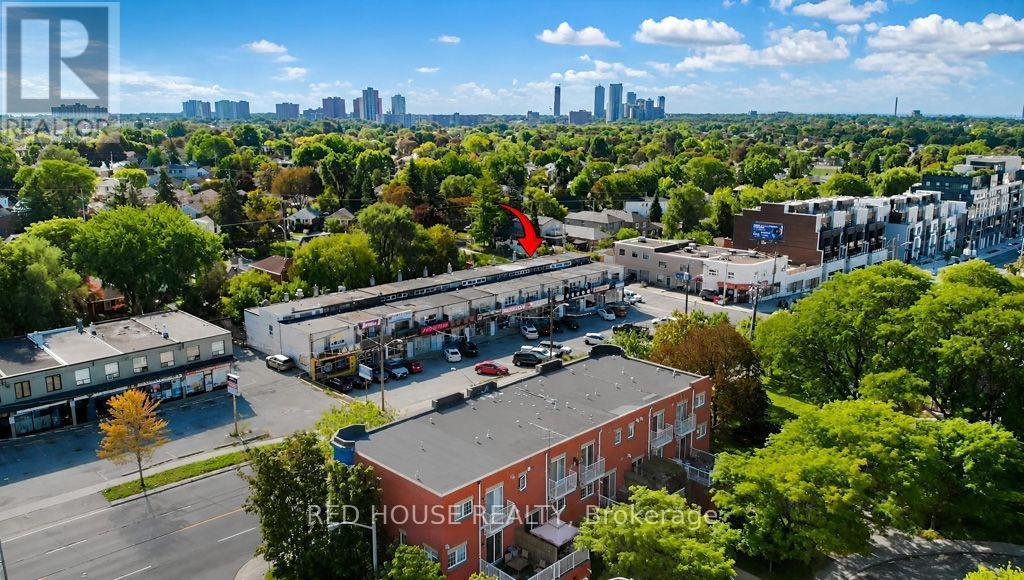 1533 O'Connor Drive, Toronto, ON