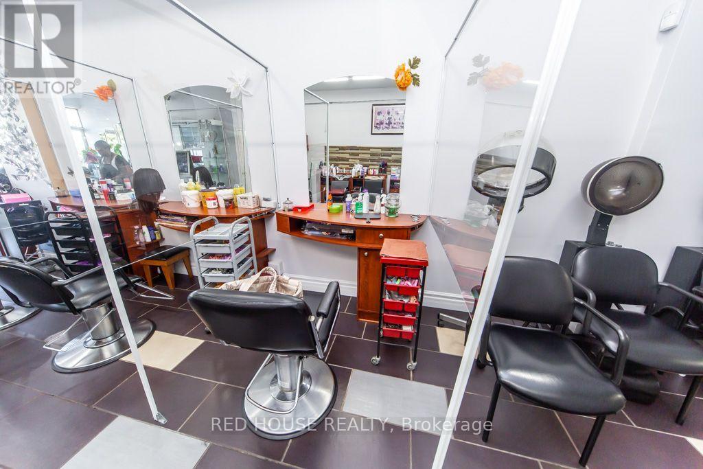 1533 O'Connor Drive, Toronto, ON