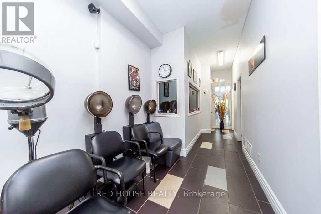 1533 O'Connor Drive, Toronto, ON