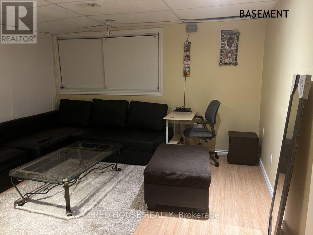 1533 O'Connor Drive, Toronto, ON