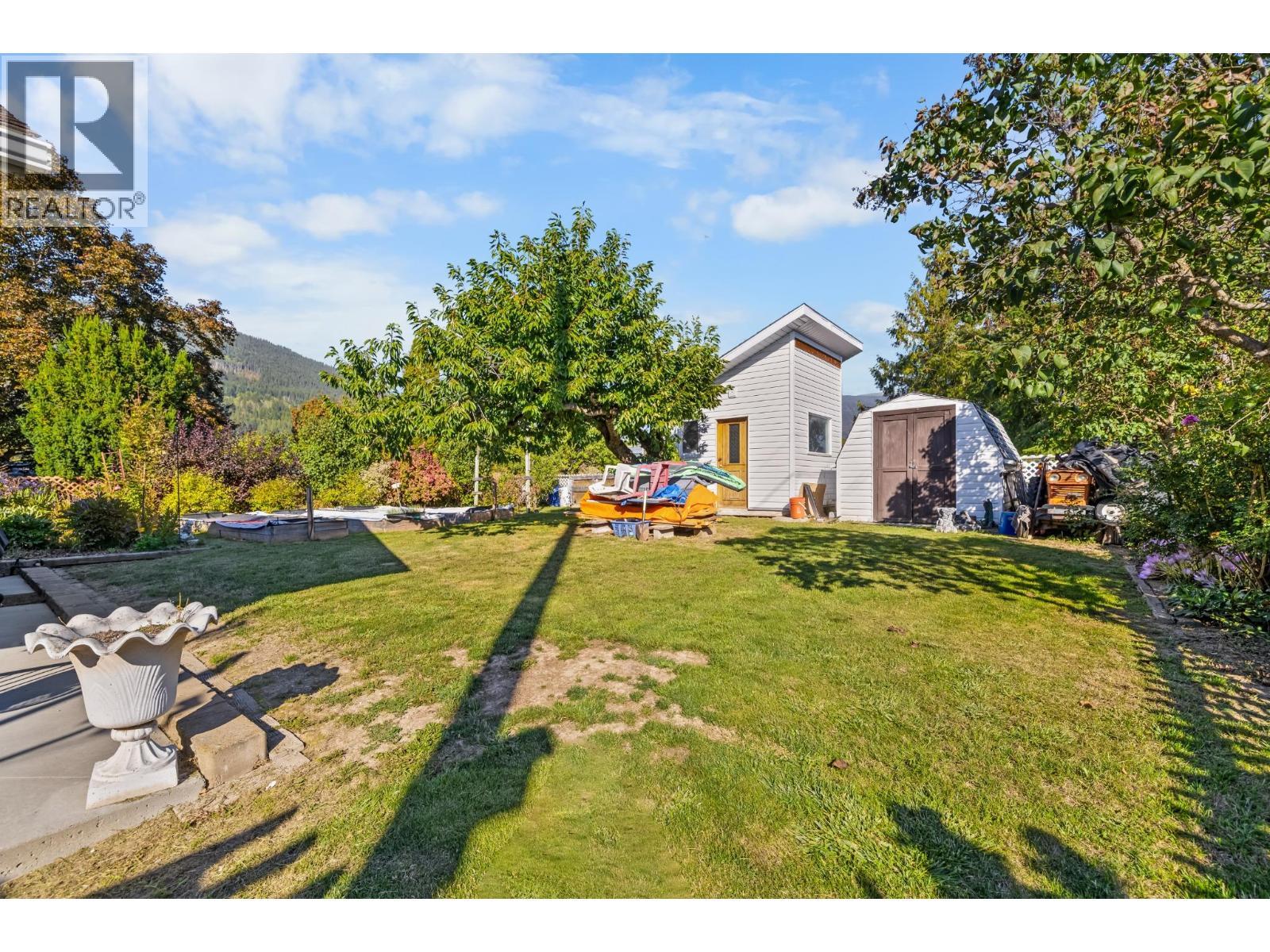 434 25Th Avenue S, Creston, BC