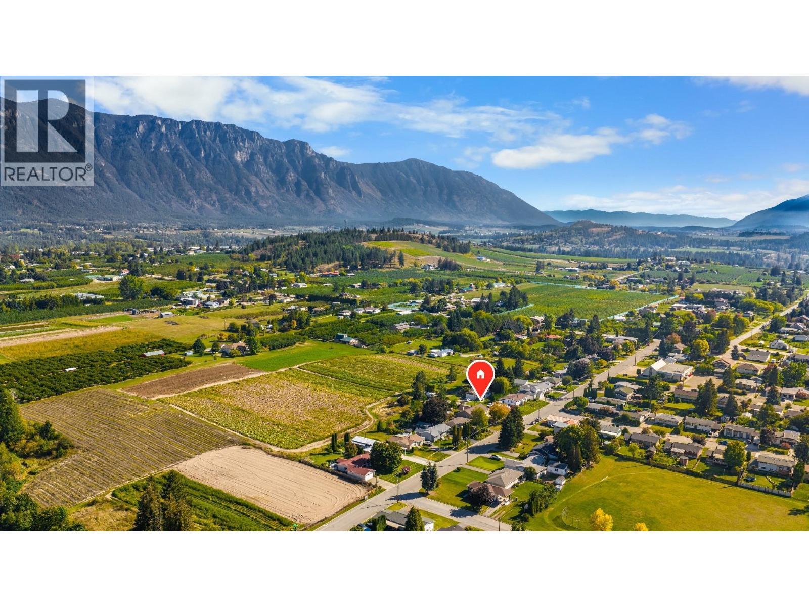 434 25Th Avenue S, Creston, BC