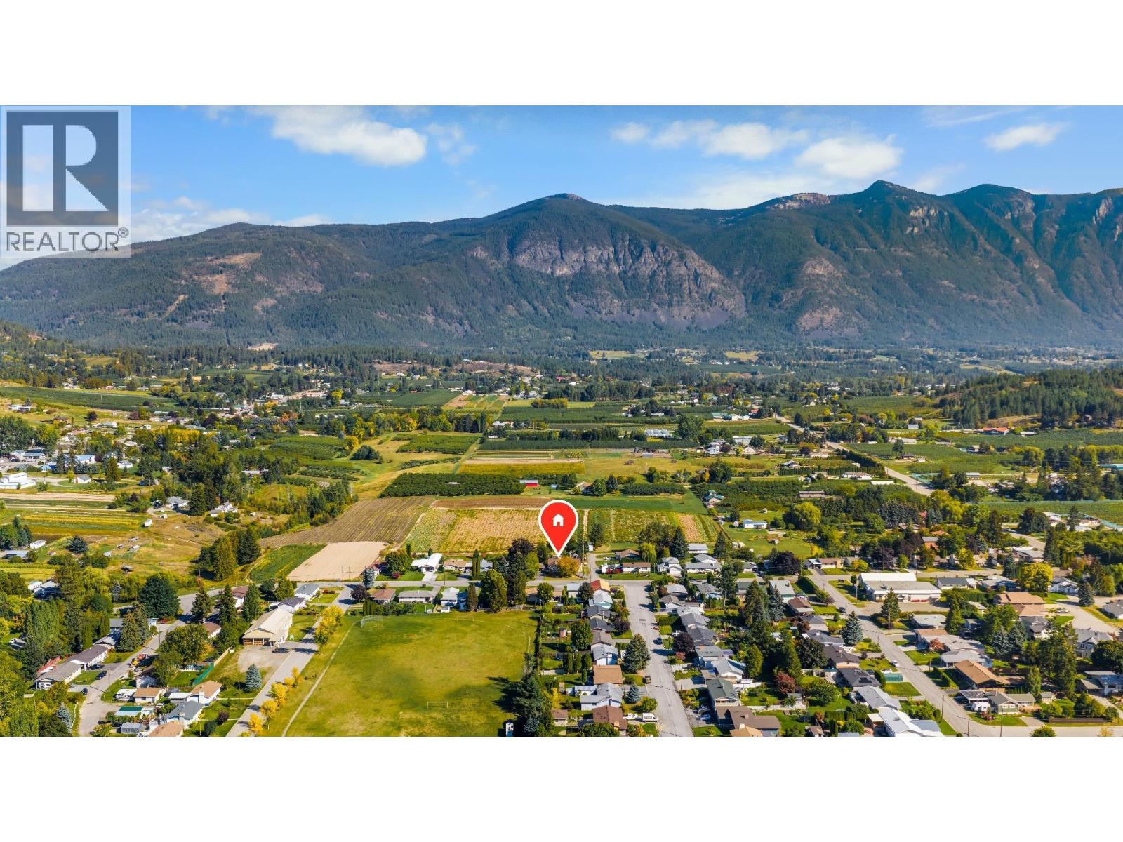 434 25Th Avenue S, Creston, BC