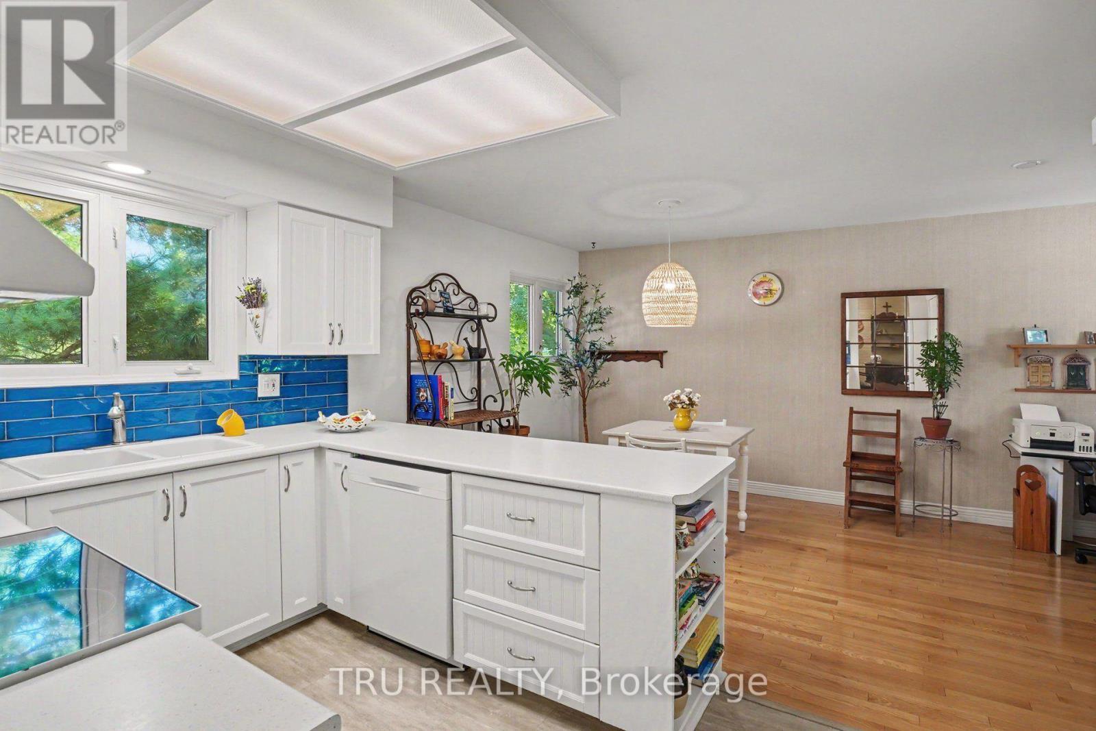 Kitchen - 1174 Cameo Drive, Ottawa, ON