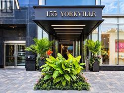 710 - 155 YORKVILLE AVENUE Toronto, ON M5R 1C4