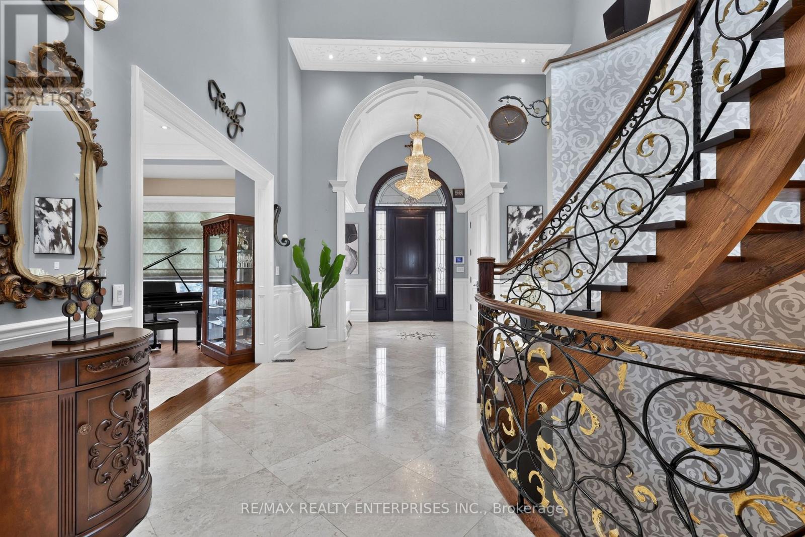 2513 Sharon Crescent, Mississauga, ON