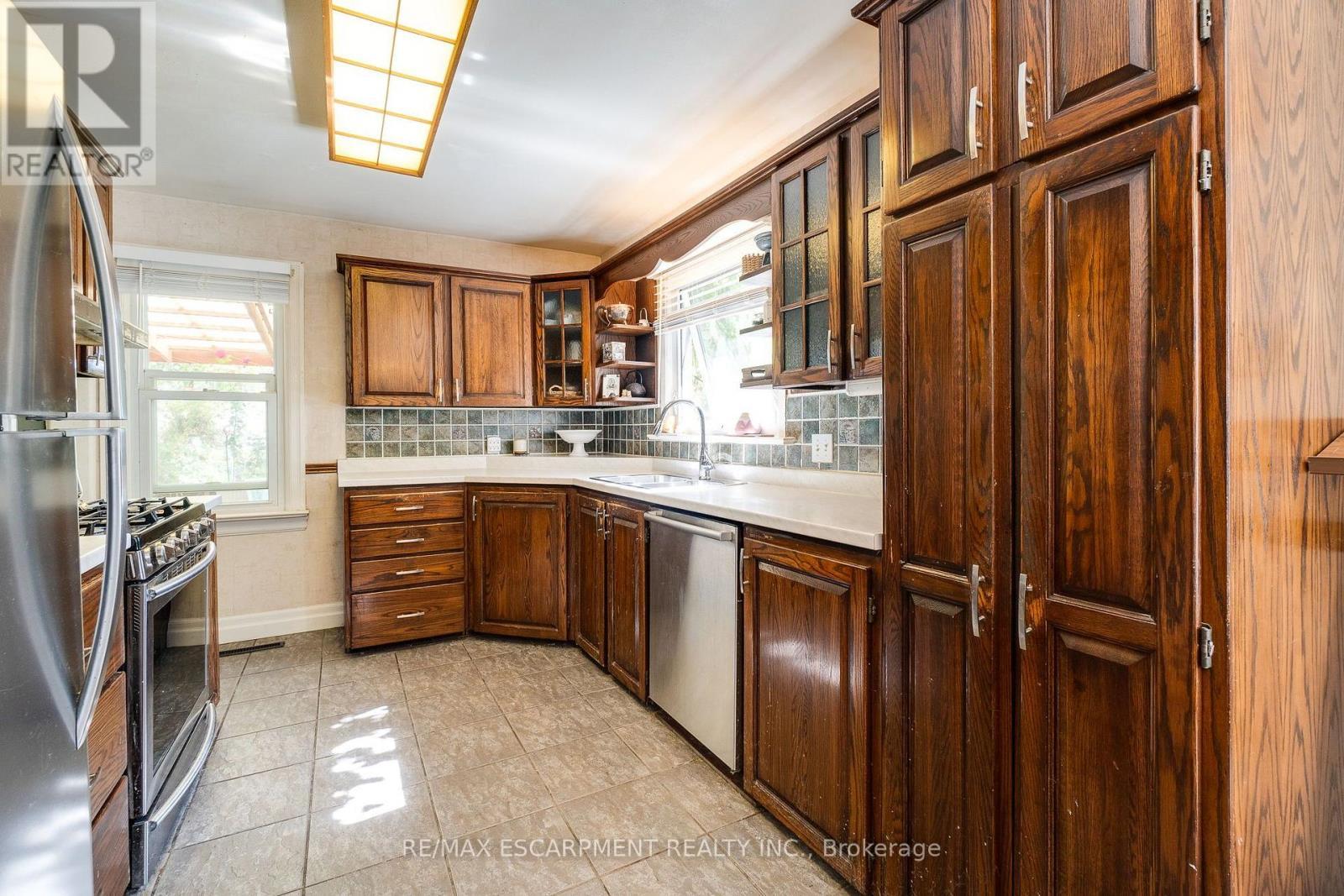 12 Don Street, Hamilton, ON