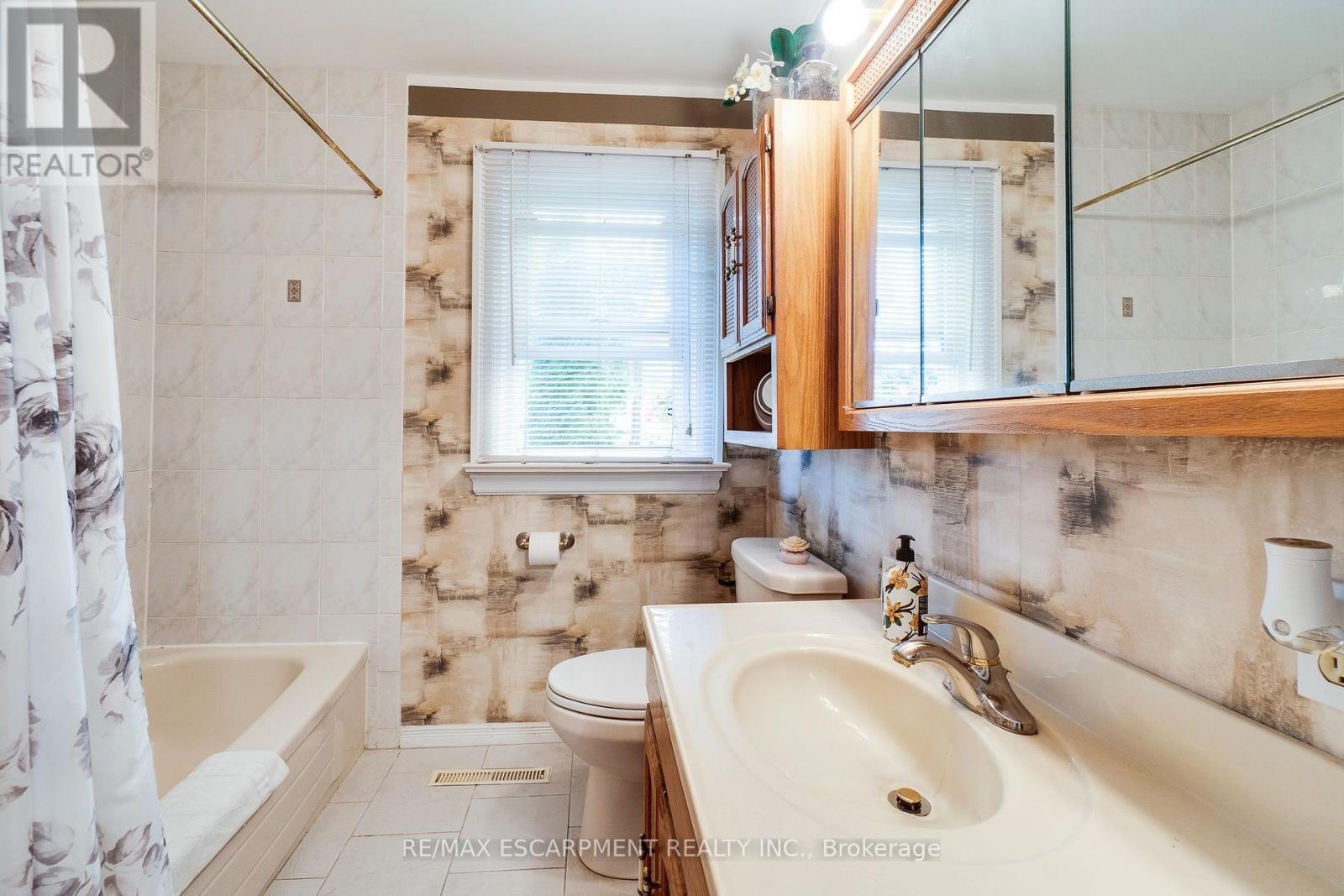 12 Don Street, Hamilton, ON