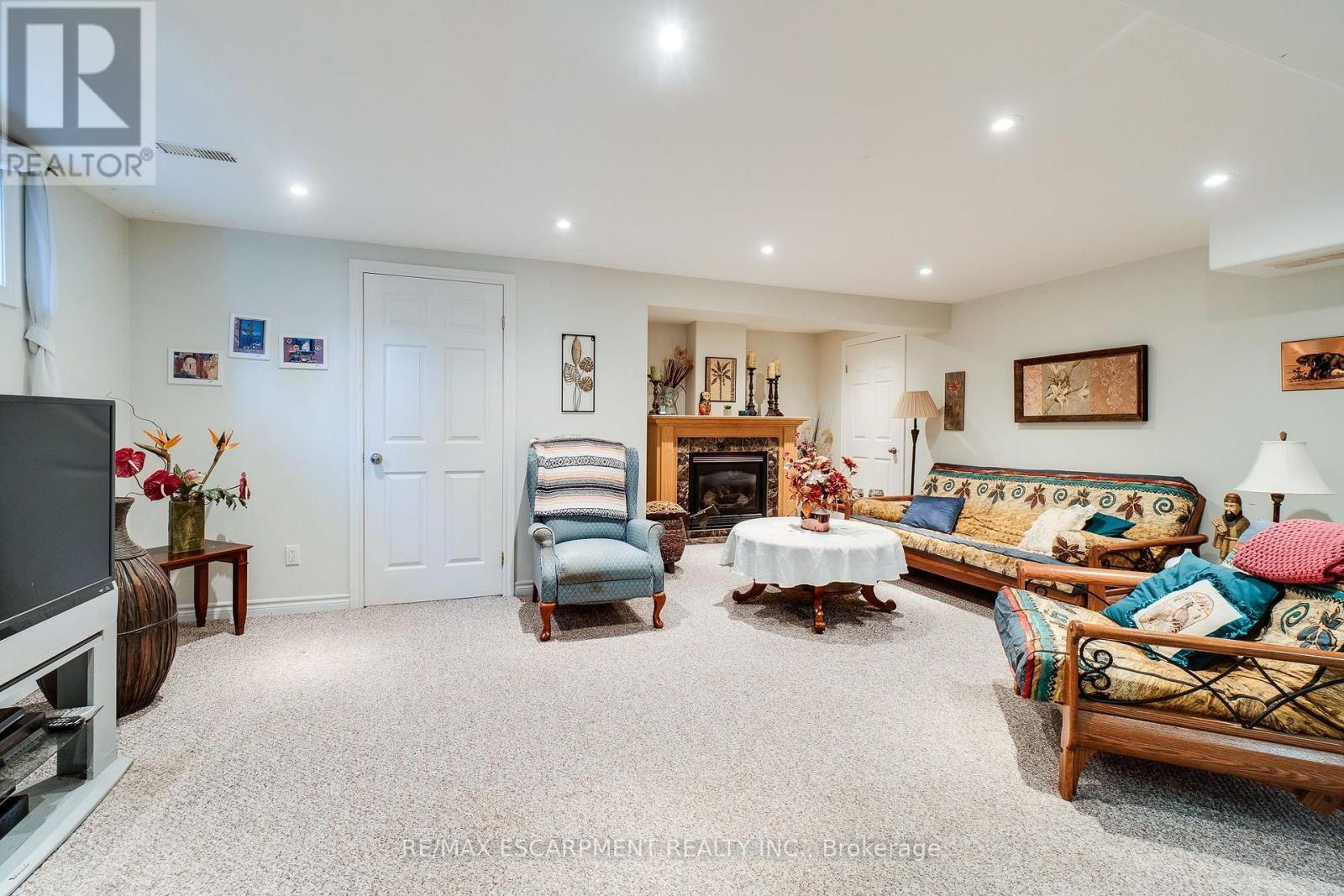 12 Don Street, Hamilton, ON