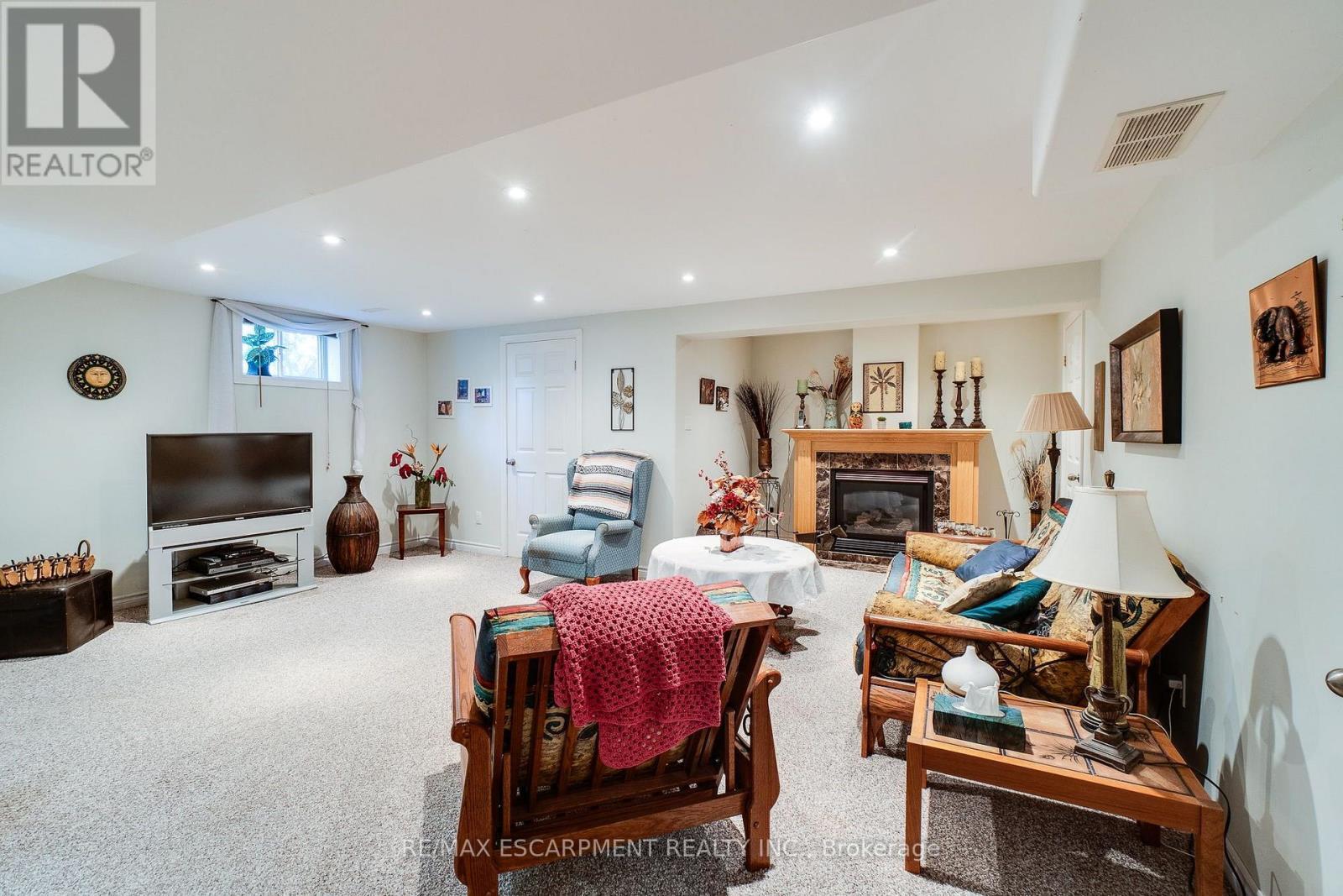 12 Don Street, Hamilton, ON