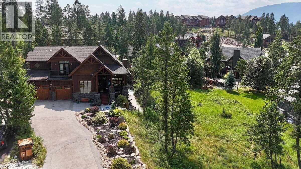2577 Sandstone Circle, Invermere, BC