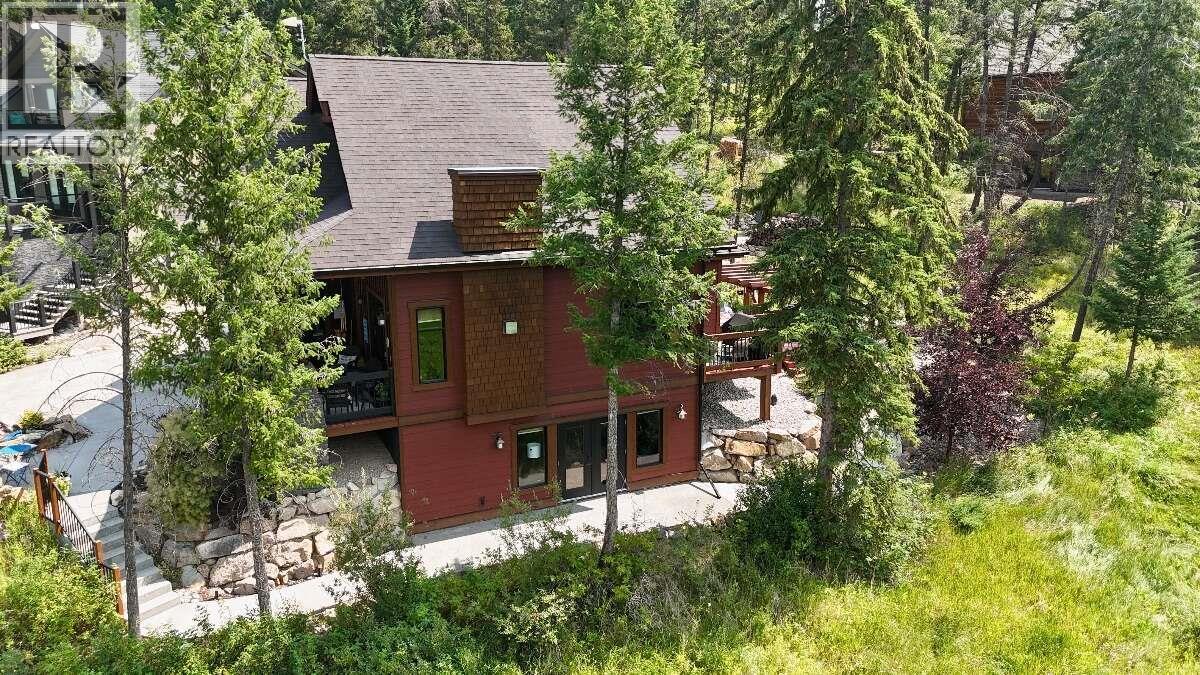 2577 Sandstone Circle, Invermere, BC