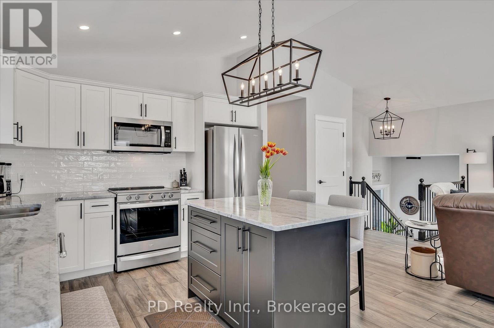 4 Queen Street N, Kawartha Lakes (Omemee), ON