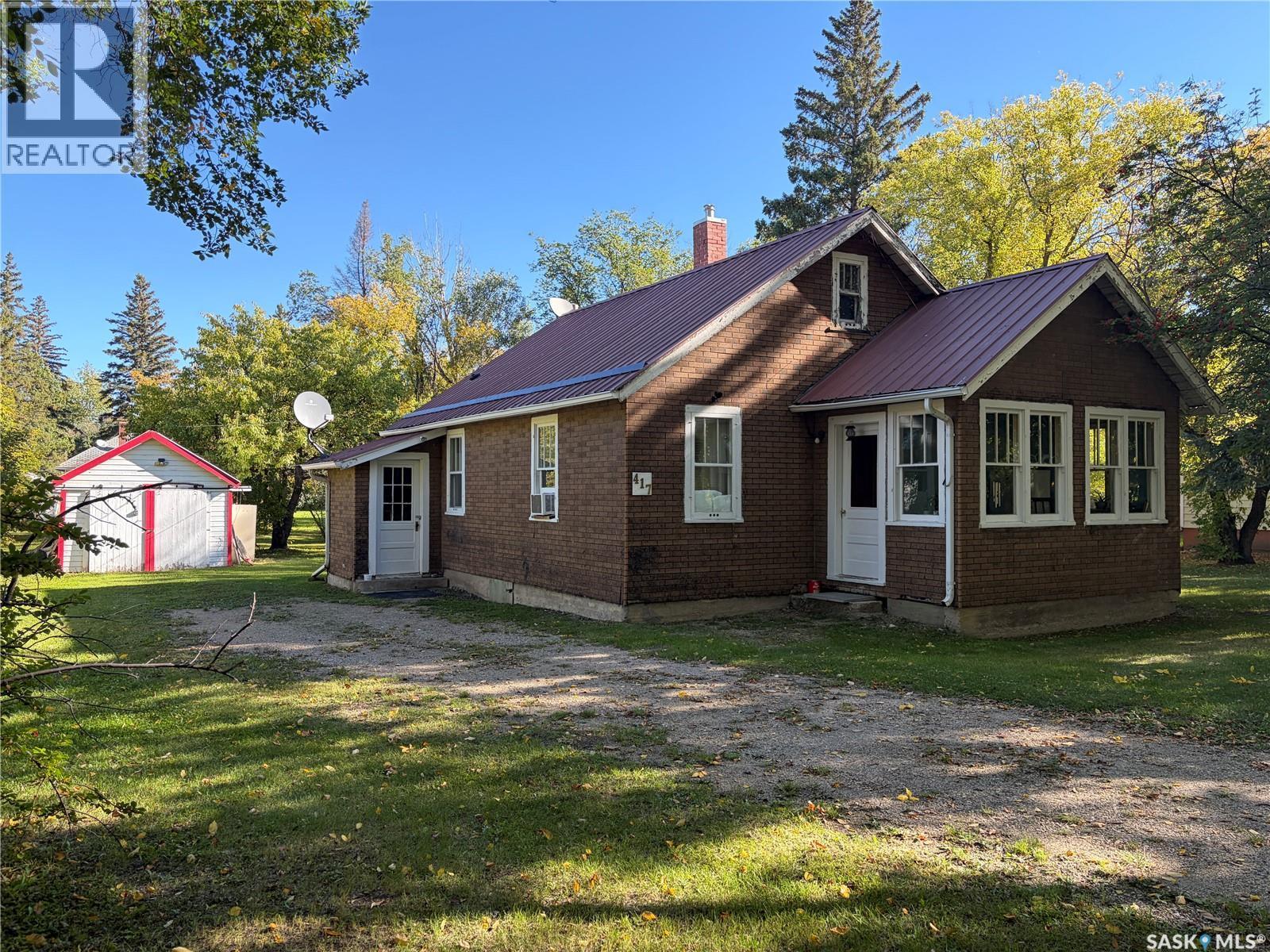417 3Rd Avenue, Semans, SK