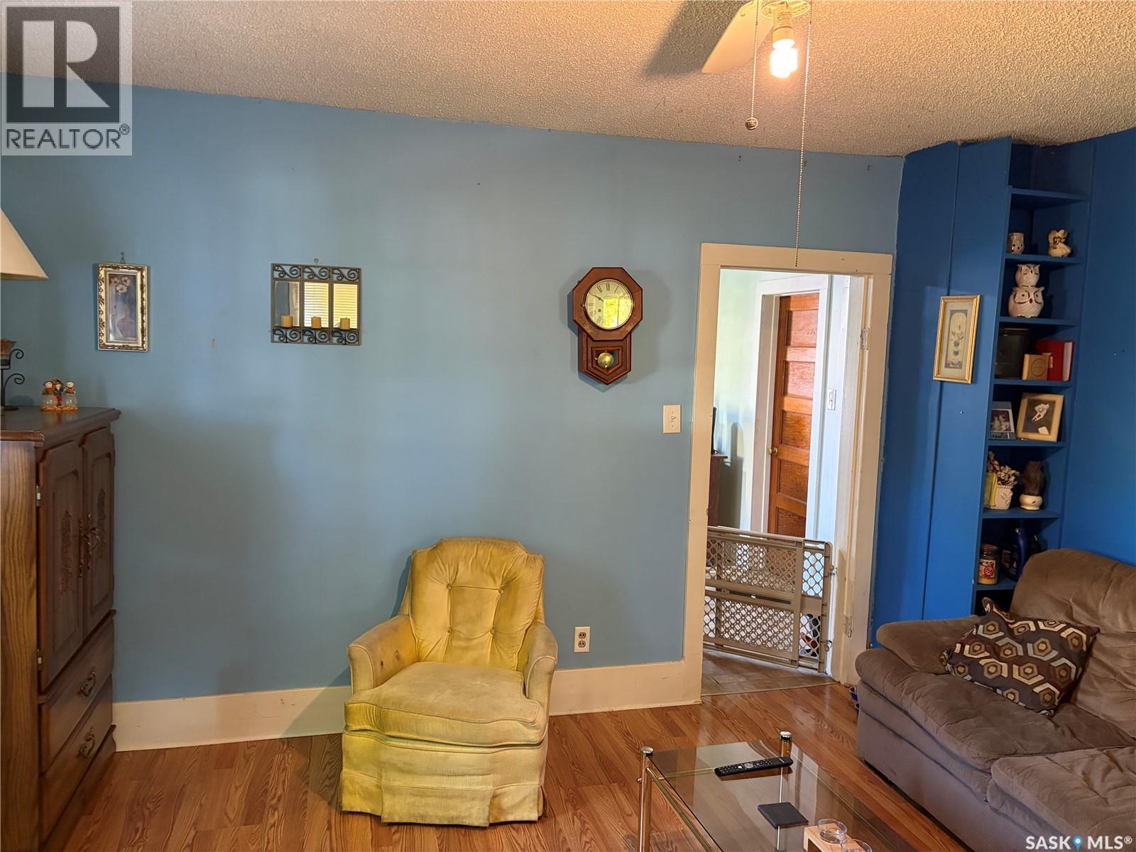 417 3Rd Avenue, Semans, SK